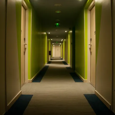 Ibis Styles Malo Port 3*