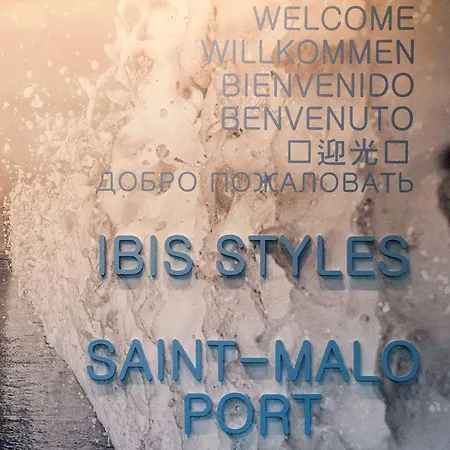 Ibis Styles Malo Port מלון 3*