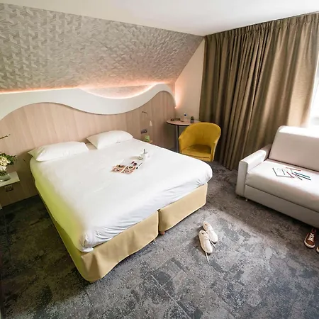 מלון Ibis Styles Malo Port 3*