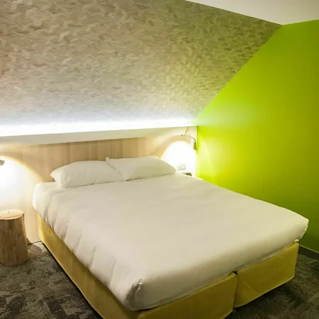 Ibis Styles Malo Port מלון 3*