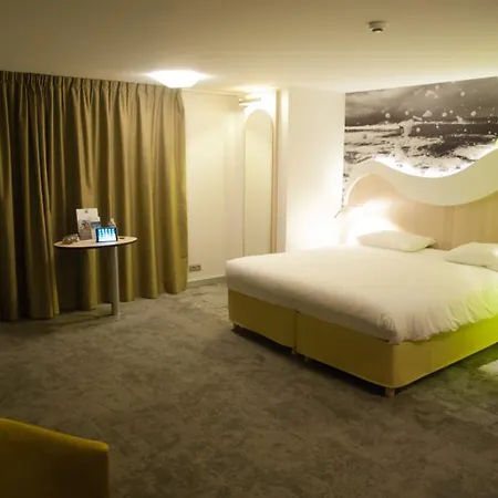 Ibis Styles Malo Port 3*